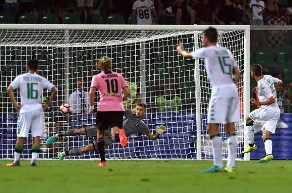 Colpo del Sassuolo a Palermo: i neroverdi dominano in lungo e in largo, e segnano dal dischetto con Berardi. 