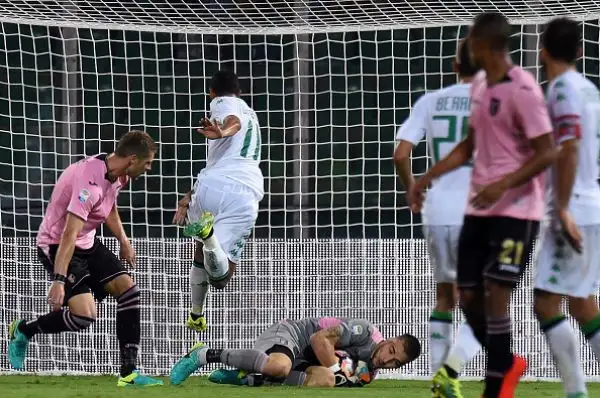 Colpo del Sassuolo a Palermo: i neroverdi dominano in lungo e in largo, e segnano dal dischetto con Berardi. 