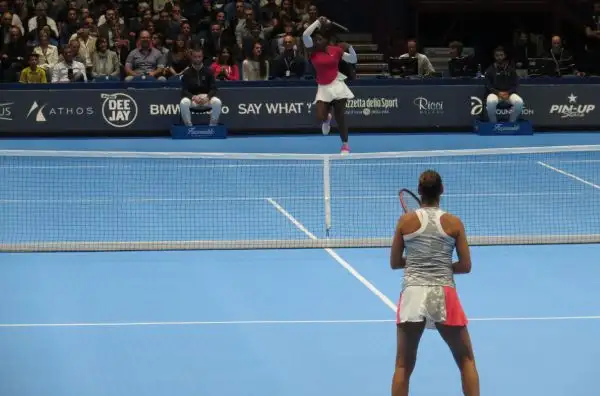 Grande spettacolo al Forum di Assago per l'evento benefico promosso dalla fondazione del numero 1 del mondo a cui hanno preso parte anche Serena Williams, Flavia Pennetta, Fabio Fognini e... Fiorello.