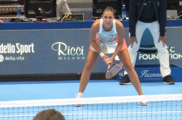 Grande spettacolo al Forum di Assago per l'evento benefico promosso dalla fondazione del numero 1 del mondo a cui hanno preso parte anche Serena Williams, Flavia Pennetta, Fabio Fognini e... Fiorello.