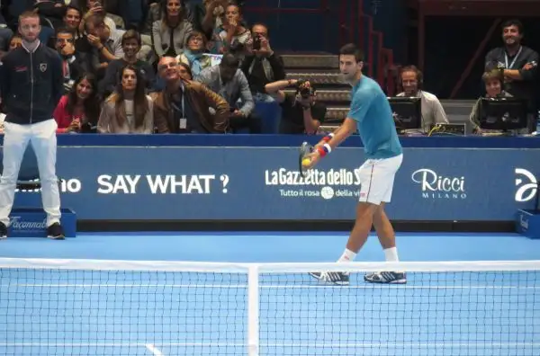Grande spettacolo al Forum di Assago per l'evento benefico promosso dalla fondazione del numero 1 del mondo a cui hanno preso parte anche Serena Williams, Flavia Pennetta, Fabio Fognini e... Fiorello.