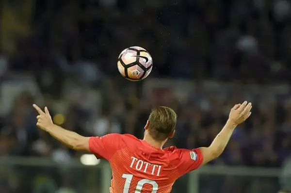 Badelj silura la Roma. La Fiorentina supera di misura i giallorossi al Franchi nel posticipo.