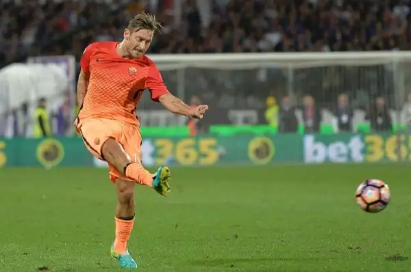 Badelj silura la Roma. La Fiorentina supera di misura i giallorossi al Franchi nel posticipo.