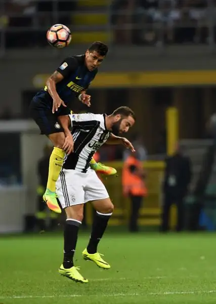 L'Inter risorge, Juve ko a San Siro. I nerazzurri si riscattano e stendono i campioni d'Italia.