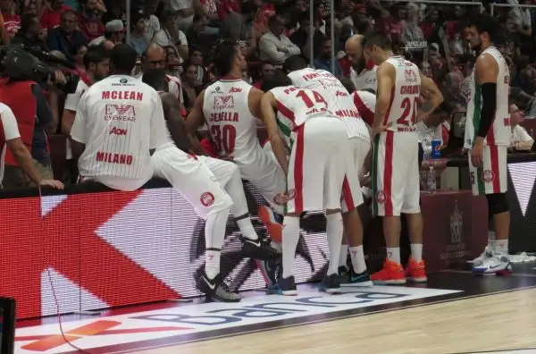 L'Olimpia ha conquistato per la prima volta la Supercoppa. Simon eletto Mvp.
