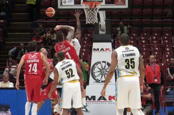 L'Olimpia è la seconda finalista della Supercoppa: spazzata via nella ripresa la squadra di Pancotto.