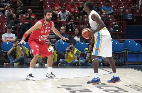 L'Olimpia è la seconda finalista della Supercoppa: spazzata via nella ripresa la squadra di Pancotto.