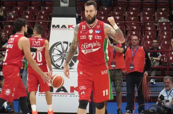 L'Olimpia è la seconda finalista della Supercoppa: spazzata via nella ripresa la squadra di Pancotto.