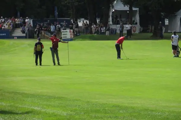 Storico trionfo di Francesco Molinari, che ha battuto di un colpo l'inglese Danny Willett. Hanno assistito al torneo ben 47.000 spettatori.