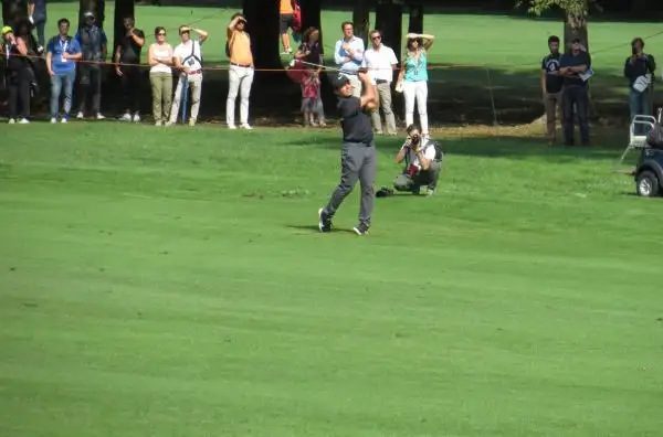 Storico trionfo di Francesco Molinari, che ha battuto di un colpo l'inglese Danny Willett. Hanno assistito al torneo ben 47.000 spettatori.