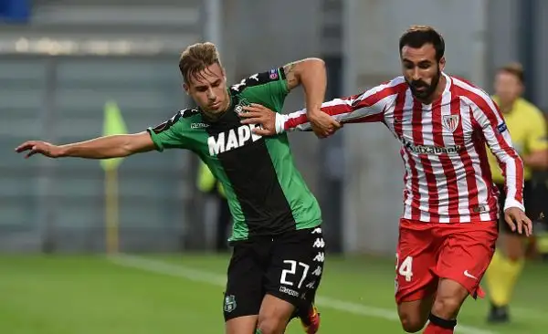 Nel match d'esordio in Europa League contro l'Athletic Bilbao gli uomini di Di Francesco compiono l'impresa e vincono 3-0. Decidono i gol di Lirola al 59', Defrel al 75' e quello di Politano all'81'.