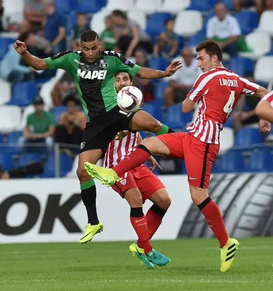 Nel match d'esordio in Europa League contro l'Athletic Bilbao gli uomini di Di Francesco compiono l'impresa e vincono 3-0. Decidono i gol di Lirola al 59', Defrel al 75' e quello di Politano all'81'.