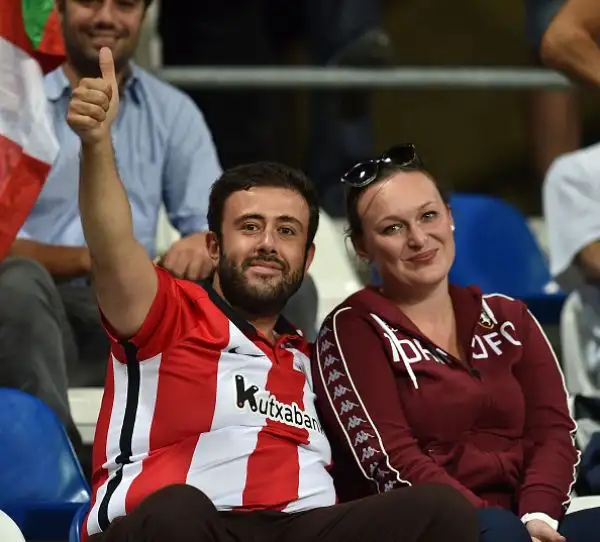 Nel match d'esordio in Europa League contro l'Athletic Bilbao gli uomini di Di Francesco compiono l'impresa e vincono 3-0. Decidono i gol di Lirola al 59', Defrel al 75' e quello di Politano all'81'.