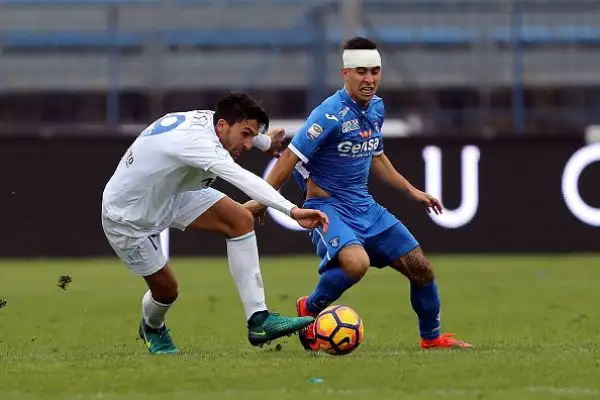 I gialloblu protestano per un gol non assegnato (dubbi sulla decisione della Goal Line Technology, il pallone non passa completamente la linea per pochi centimetri).