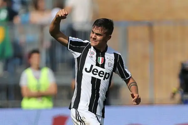 Sesta vittoria stagionale (in sette giornate) per la Juventus che si impone ad Empoli con due gol di Higuain e uno di Dybala e consolida il suo primato in classifica.