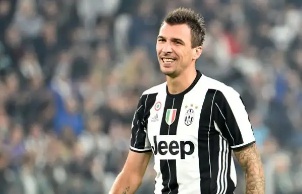 Uno-due nei primi minuti di Mandzukic e Chiellini, i doriani dimezzano le distanze con Schick ma vengono affondati dalla rete di Pjanic e ancora da Chiellini.