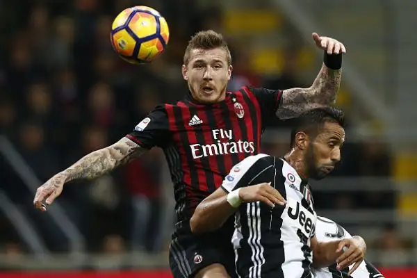 San Siro resta un tabù per la Juventus che dopo la sconfitta con l'Inter perde anche col Milan, vittorioso grazie ad un gol di Locatelli ma anche ad una rete annullata ingiustamente a Pjanic.