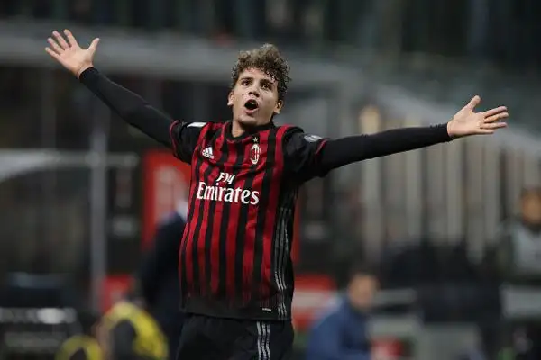 San Siro resta un tabù per la Juventus che dopo la sconfitta con l'Inter perde anche col Milan, vittorioso grazie ad un gol di Locatelli ma anche ad una rete annullata ingiustamente a Pjanic.