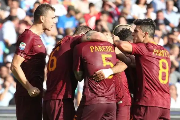 Dzeko affonda il Napoli. La Roma vince al San Paolo e vola al secondo posto.