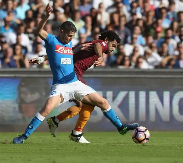 Dzeko affonda il Napoli. La Roma vince al San Paolo e vola al secondo posto.