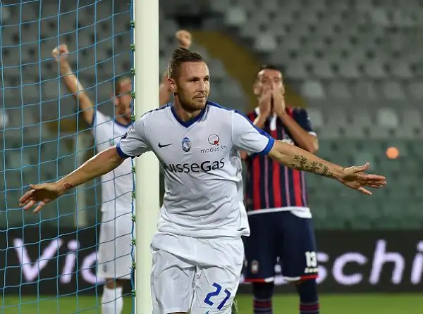 Prezioso successo esterno dell'Atalanta che passa all'Adriatico grazie ad una rete di Caldara nella ripresa.