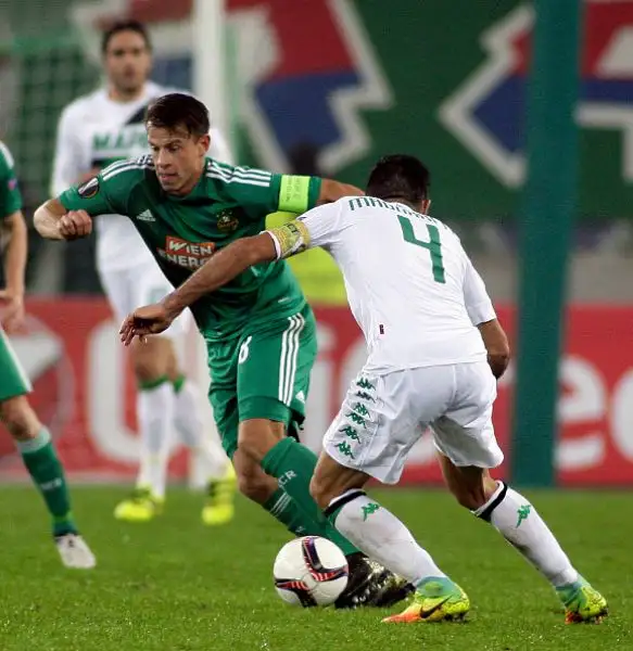 Il Rapid comincia meglio e passa subito al 7’ con Schaub, nella ripresa Schrammel però infila maldestramente la propria porta di testa su cross di Peluso. Sassuolo secondo nel girone.