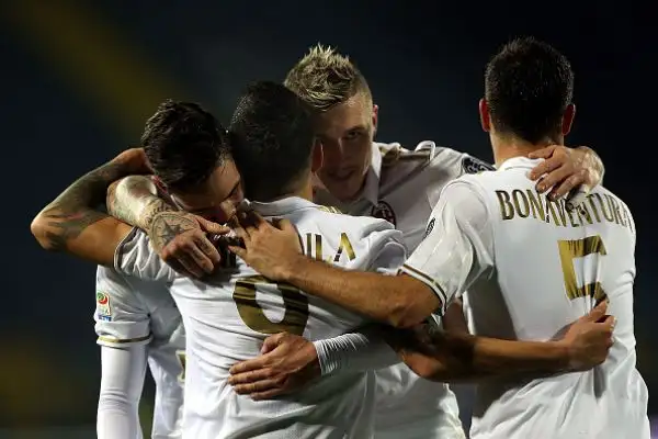 Il Milan travolge l'Empoli nello spettacolare anticipo di serie A giocato al Castellani. I rossoneri trionfano grazie alla prima doppietta di Lapadula in A, a un autogol e al gol di Suso.