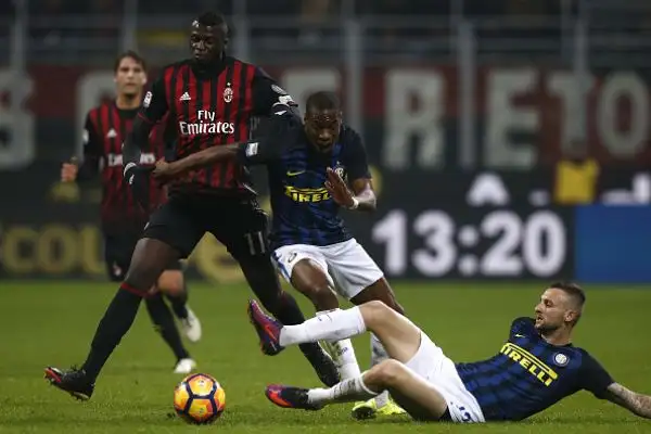 Perisic riagguanta il Milan al 92': 2-2. Il derby di Milan finisce con un pareggio spettacolare.
