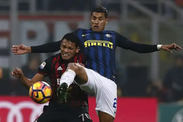 Perisic riagguanta il Milan al 92': 2-2. Il derby di Milan finisce con un pareggio spettacolare.