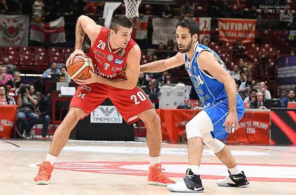 Settima vittoria di fila in campionato per l'Olimpia, capolista imbattuta.