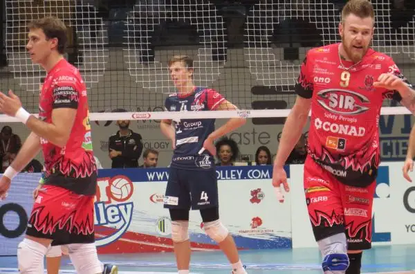 Zaytsev e compagni, alla prima con Bernardi come allenatore, tornano alla vittoria.
