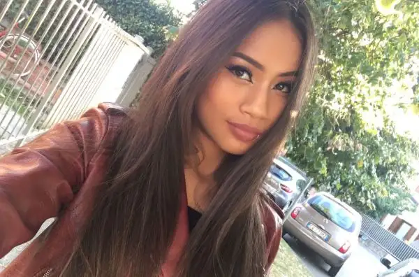 Tutte le foto della bellissima diciottenne thailandese, campionessa mondiale juniores di kickboxing.