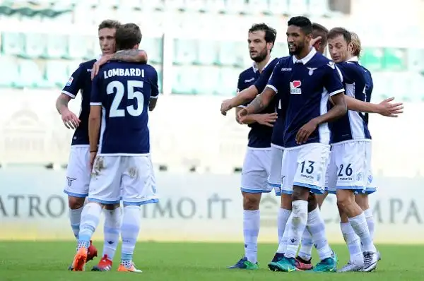 La Lazio ottiene un'altra importantissima vittoria sul campo del Palermo e aggancia momentaneamente il terzo posto. Decide un gol di Milinkovic-Savic.