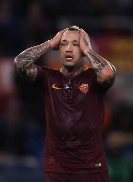 La Roma travolge il Bologna nel posticipo della dodicesima giornata di serie A. Il mattatore della serata è Mohamed Salah, autore della tripletta che non dà scampo ai rossoblu.