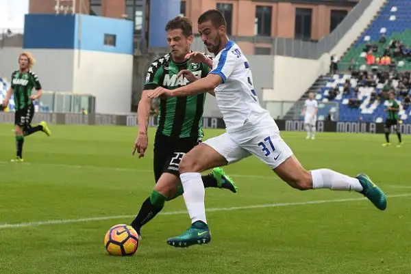 Scioccante sconfitta del Sassuolo, piegato in casa per 3-0 dall'Atalanta sempre più lanciata grazie ai gol di Gomez, Caldara e Conti: ora i neroverdi sono quintultimi.