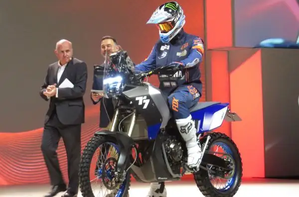 C'era anche il Dottore a Milano all'evento "To the Max" in cui è stata presentata la linea di moto Yamaha.