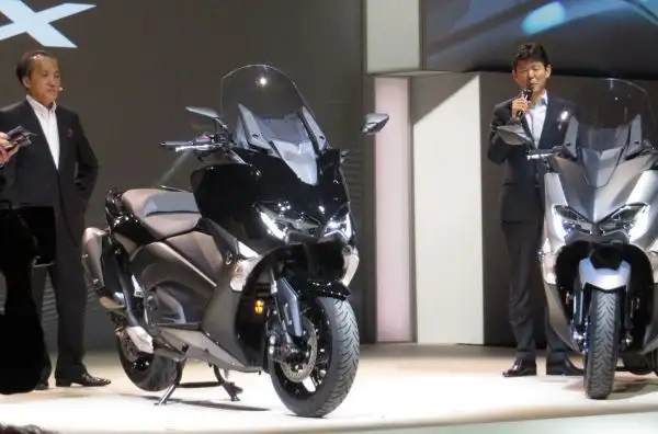 C'era anche il Dottore a Milano all'evento "To the Max" in cui è stata presentata la linea di moto Yamaha.