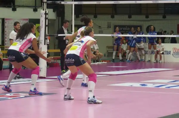 Vittoria in rimonta per la squadra di Francesca Piccinini.