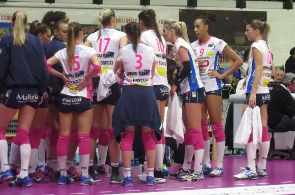 Vittoria in rimonta per la squadra di Francesca Piccinini.