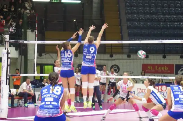 Vittoria in rimonta per la squadra di Francesca Piccinini.