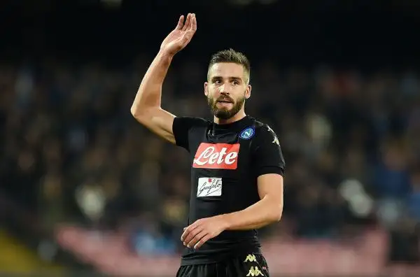 Leonardo Pavoletti è passato dal Genoa al Napoli. 