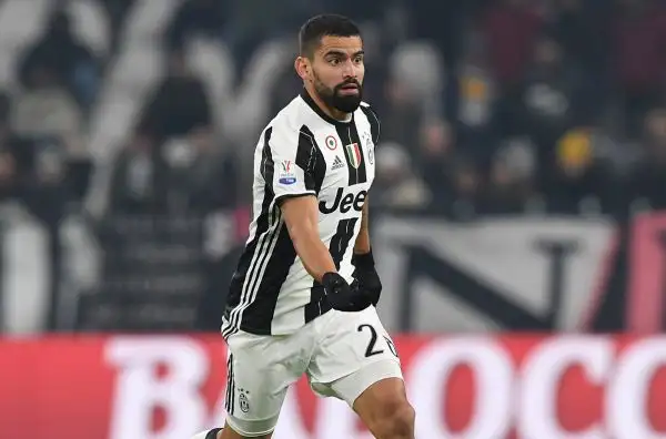 Tomas Rincon ha lasciato il Genoa per approdare alla Juventus. 