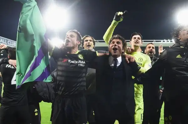 Il tecnico leccese conquista la Premier League alla guida del Chelsea. La vittoria contro il WBA ha matematicamente laureato i Blues campioni d'Inghilterra.