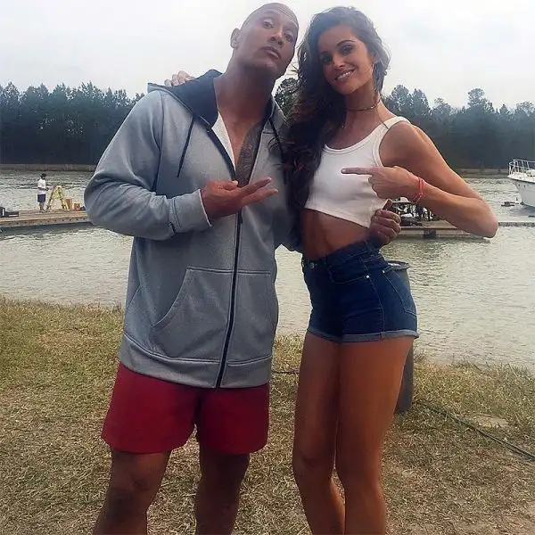 instagram - izabelgoulart