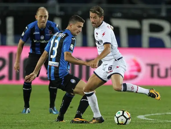 I bergamaschi schiantano il Crotone con una doppietta del Papu Gomez e le reti di Petagna, Caldara e Ilicic.