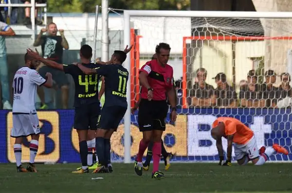 L'inter passa in Calabria nel finale con Skriniar che trova l'1-0 all'83' con un tiro di punta sugli sviluppi di un calcio di punizione, allo scadere Perisic chiude la partita.