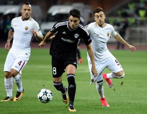 Stephan El Shaarawy rincorre lo spagnolo Michel