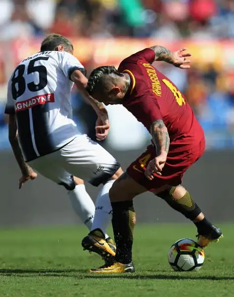 La Roma archivia la pratica Udinese già nel primo tempo.