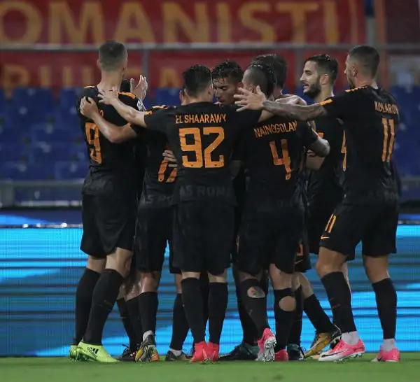 Tutto facile per i padroni di casa, che dominano il primo tempo all'Olimpico con le reti di Naiggoolan e Dzeko. Nella ripresa ancora in gol il Bosniaco per il gol del definitivo 3-0.