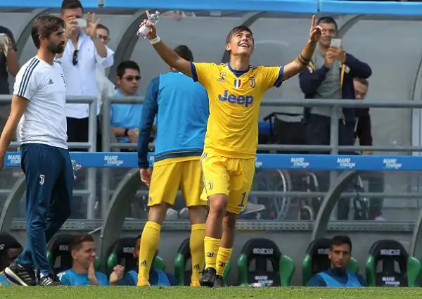 Anche contro il Sassuolo Dybala sigla un’altra tripletta dopo quella contro il Genoa, regalando i tre punti alla Juventus e salendo a quota 8 reti in 4 partite di campionato.